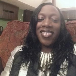 Meet your Posher, Carolyn